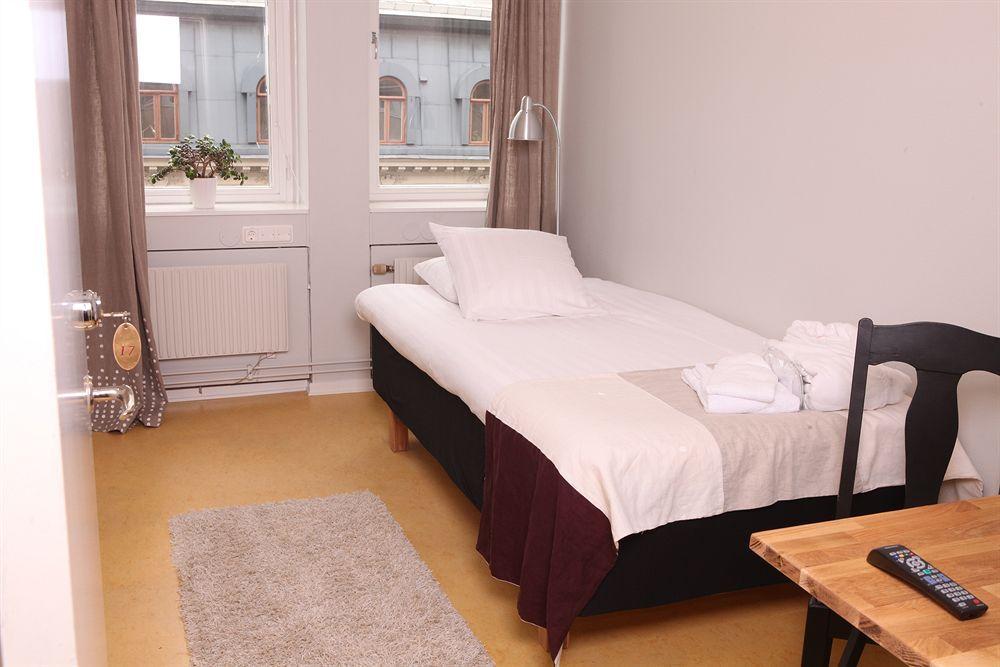 Le Mat Bed & Breakfast 2*